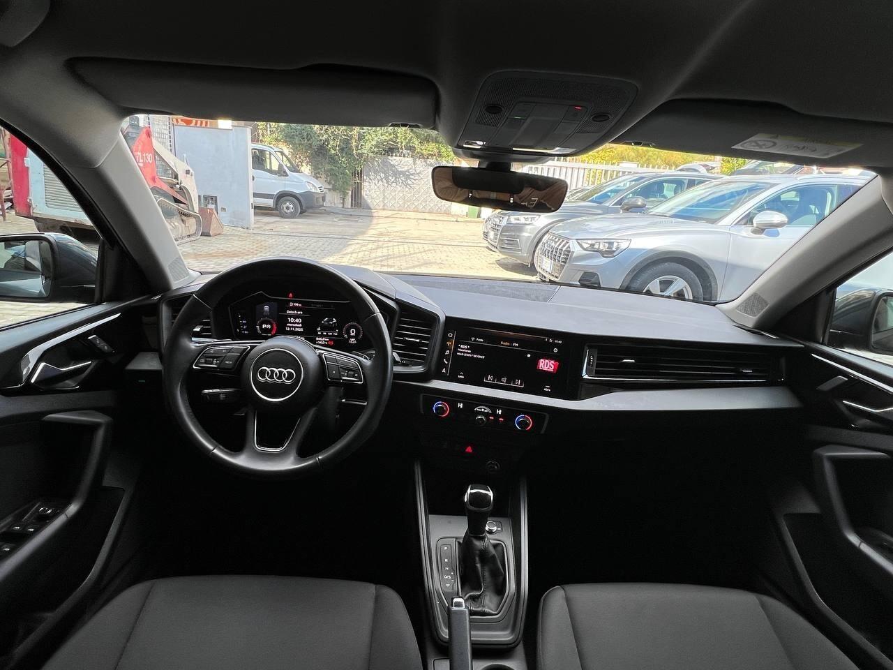 A1 Sportback Sportback 30 1.0 tfsi 116cv s-tronic