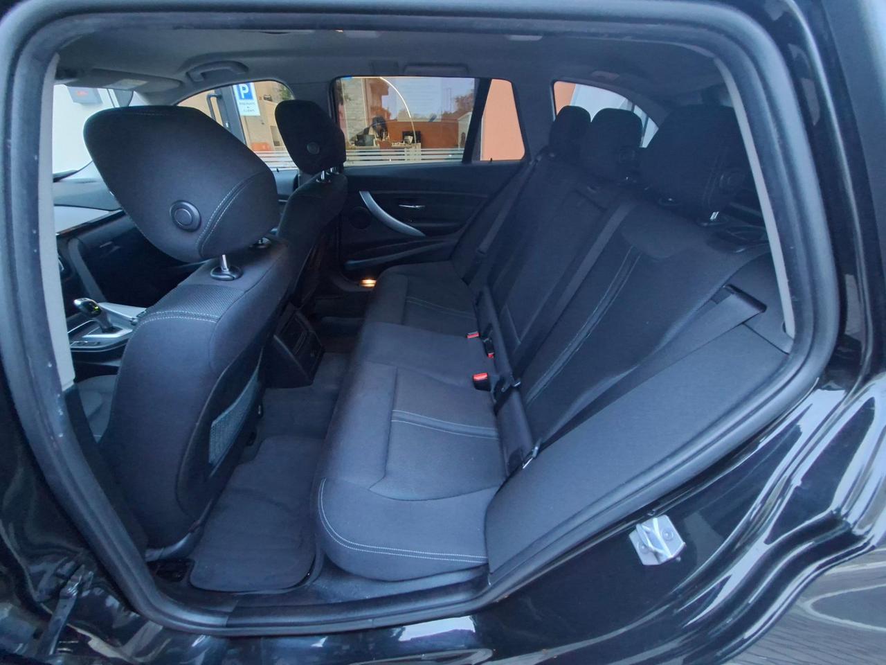 BMW Serie 3 Touring 316d Touring Luxury auto