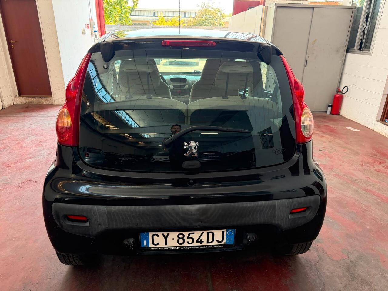 Peugeot 107 1.0 68CV 5p. Sweet Years neopat