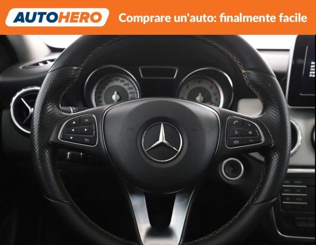 MERCEDES-BENZ GLA 200 d Sport