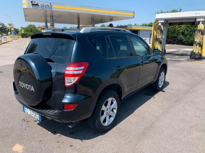 TOYOTA RAV4 3ª serie RAV4 2.2 D-4D 150 CV DPF ...