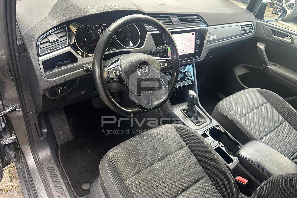 VOLKSWAGEN Touran 2.0 TDI 115 CV DSG Business BlueMotion Technology