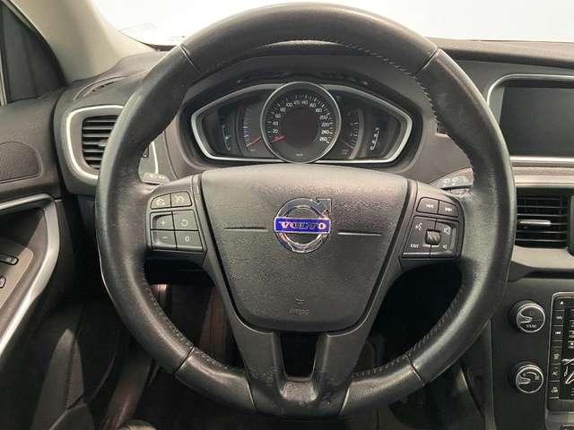 Volvo V40 Cross Country D3 Geartronic Momentum