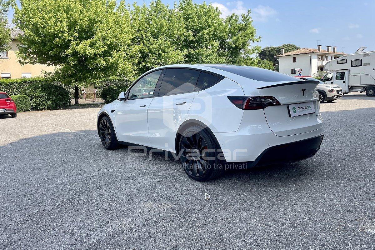 TESLA Model Y Performance AWD