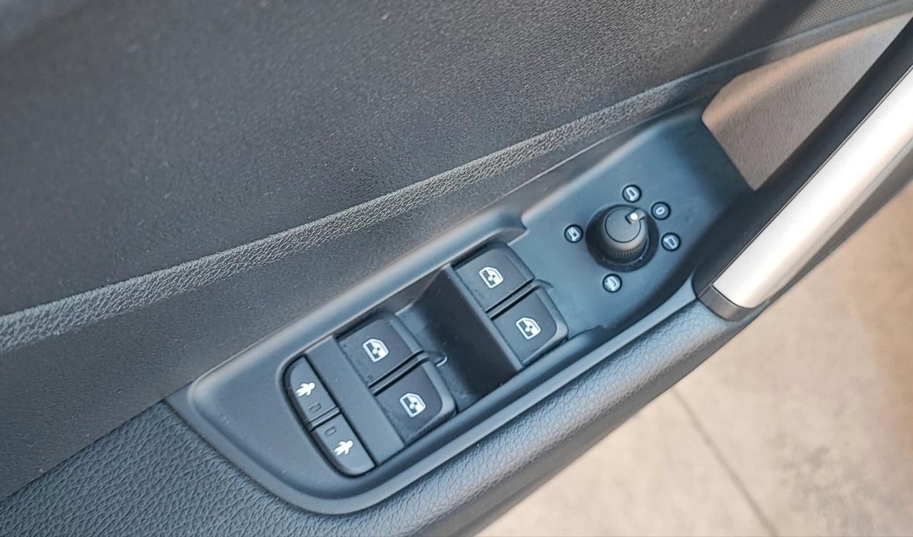 Audi Q2 30 TDI con led virtual cockpit 2022