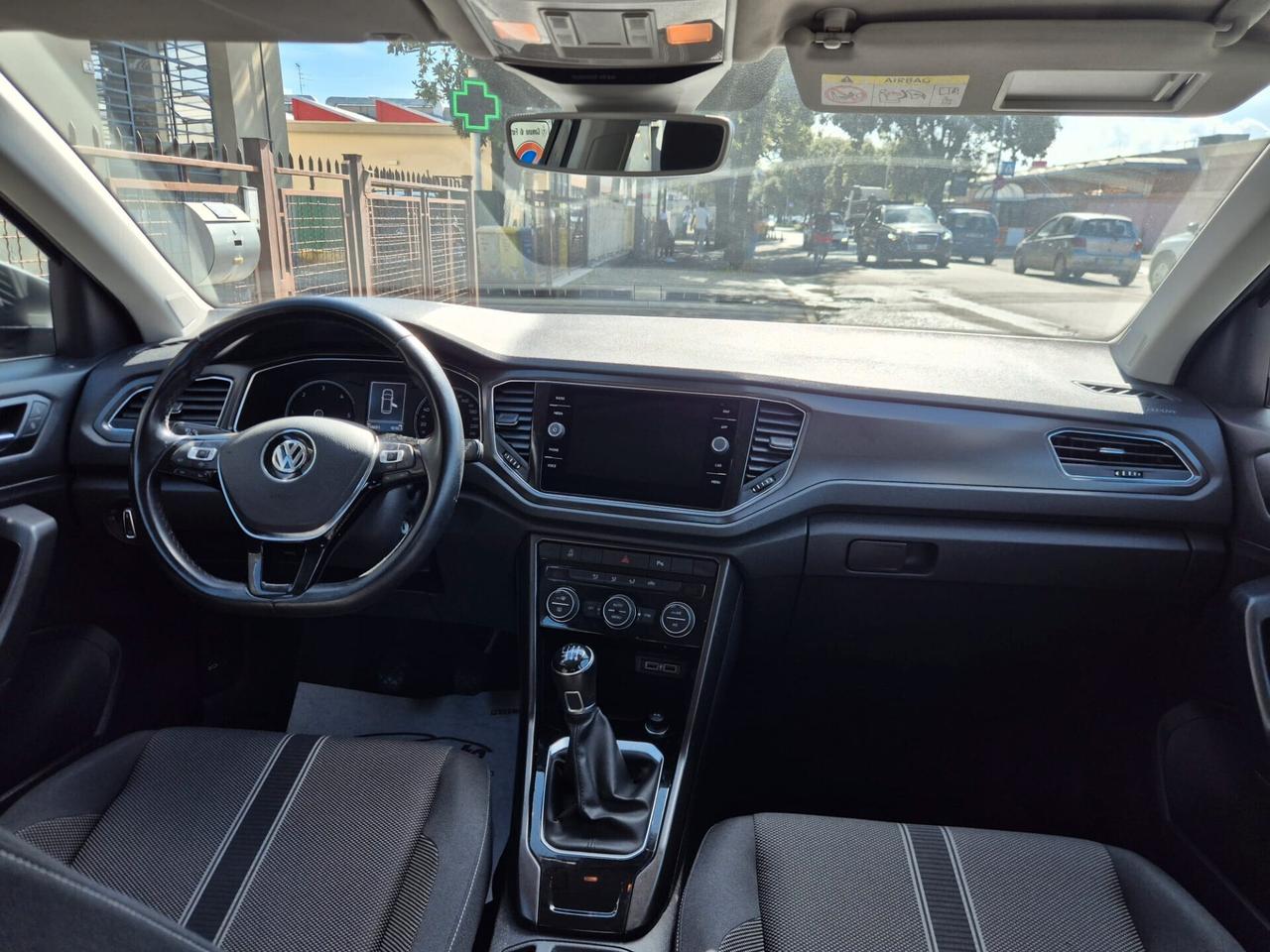 Volkswagen T-Roc 1.6 TDI SCR Business BlueMotion Technology