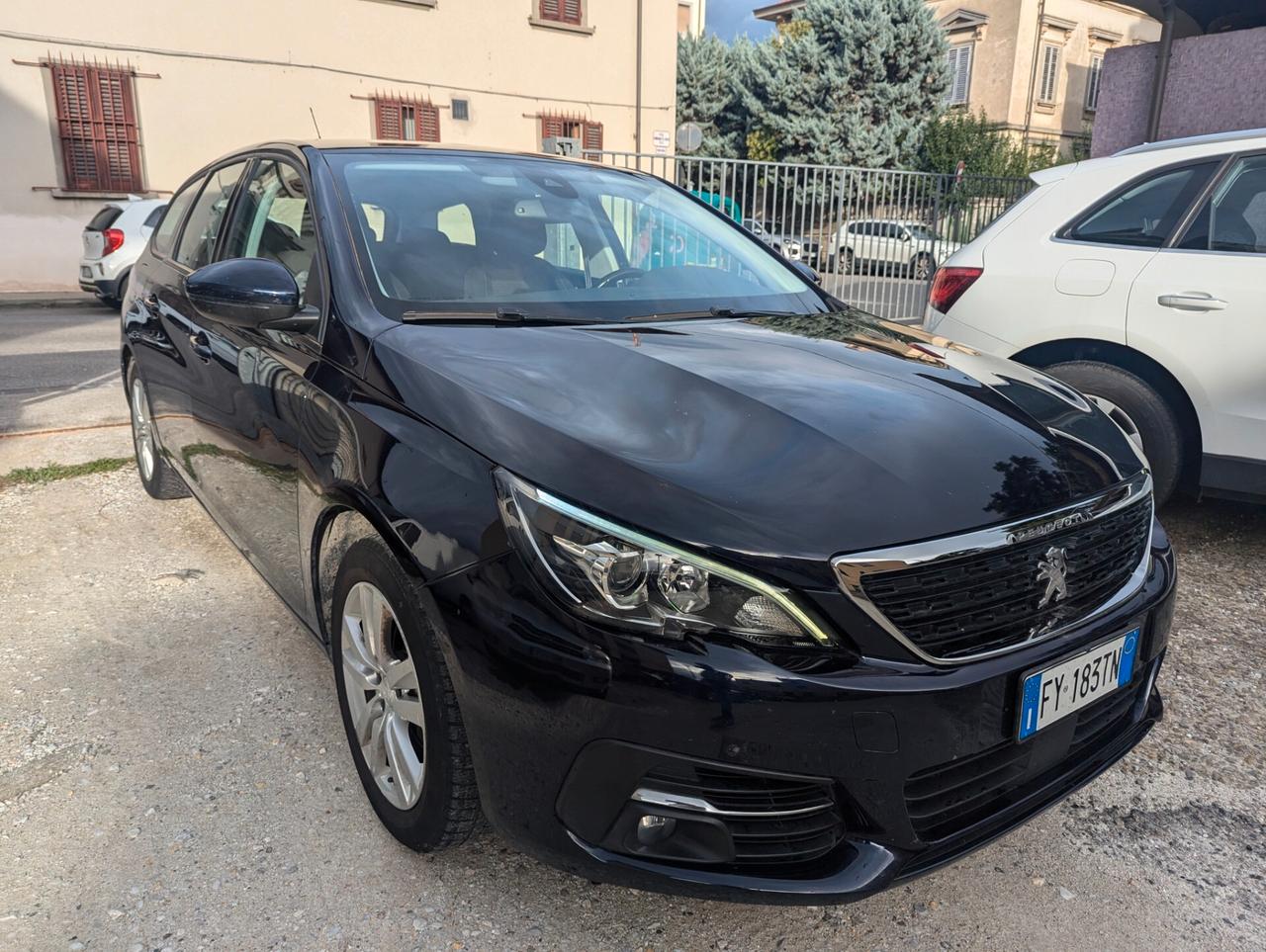 Peugeot 308 BlueHDi 130 S&S SW Business BlueHDI AUTOCARRO IVA ESPOSTA