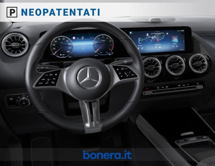 Mercedes GLA 180 180 Progressive Advanced Plus 7G-DCT