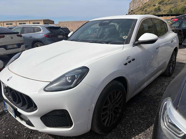 MASERATI Grecale MHEV 300 CV AWD GT