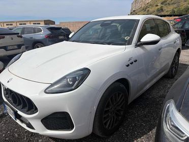 MASERATI Grecale MHEV 300 CV AWD GT