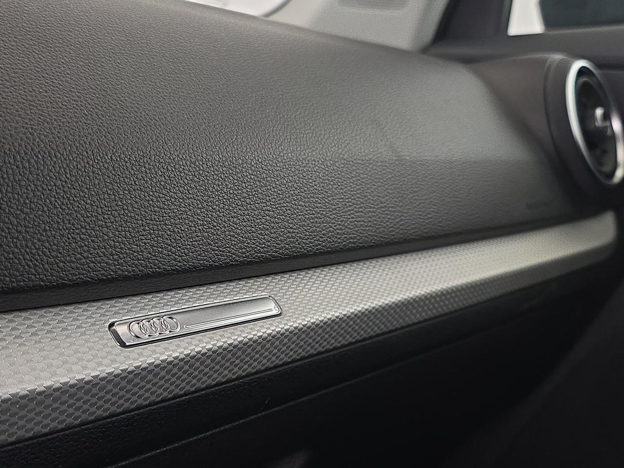 Audi Q2 30 1.6 tdi business my19