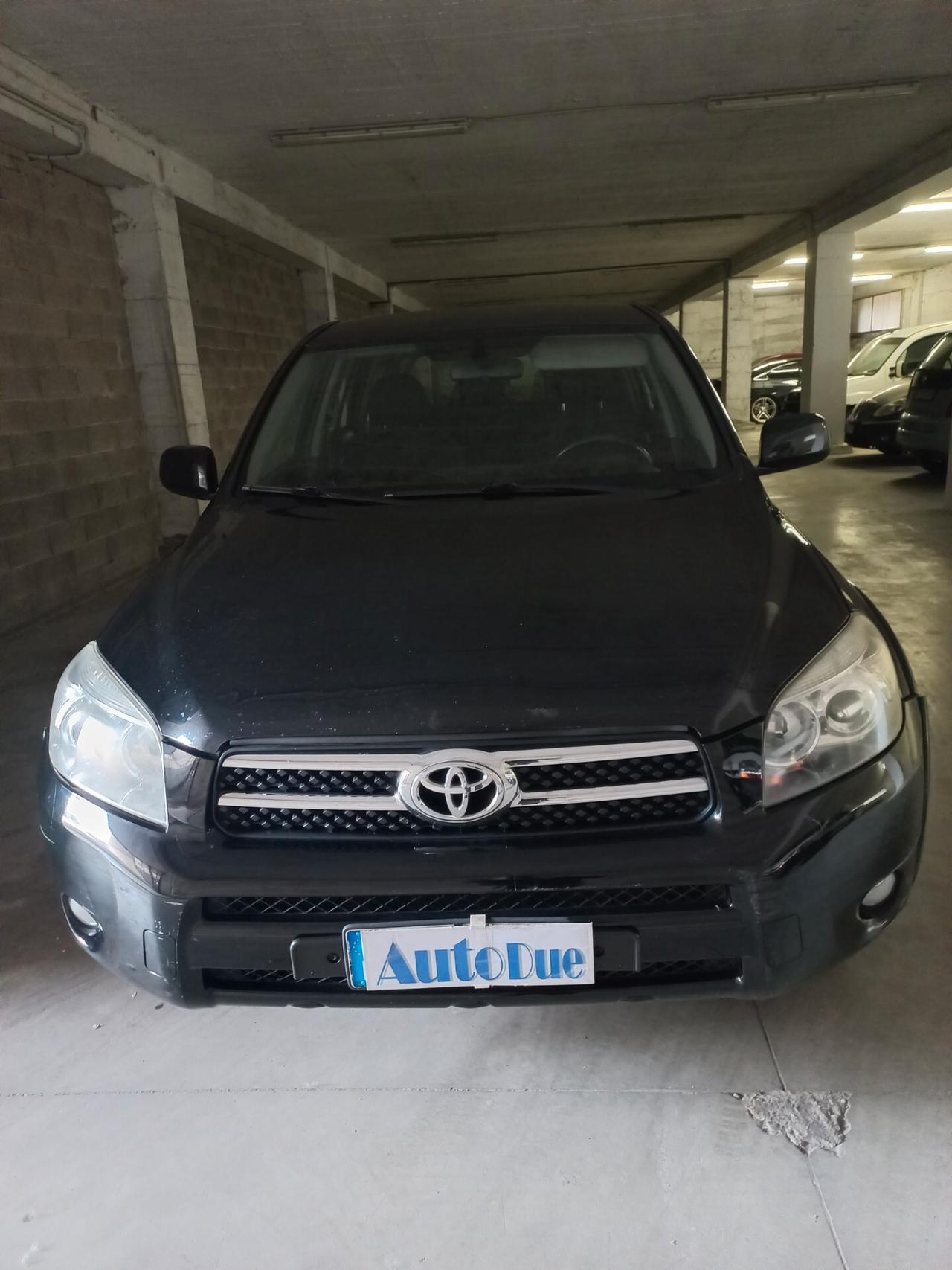 Toyota RAV 4 RAV4 2.2 D-4D 177 CV Luxury