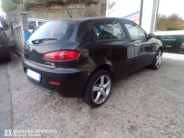 Alfa Romeo 147 1.9 JTD 16V cat 5 porte Progression