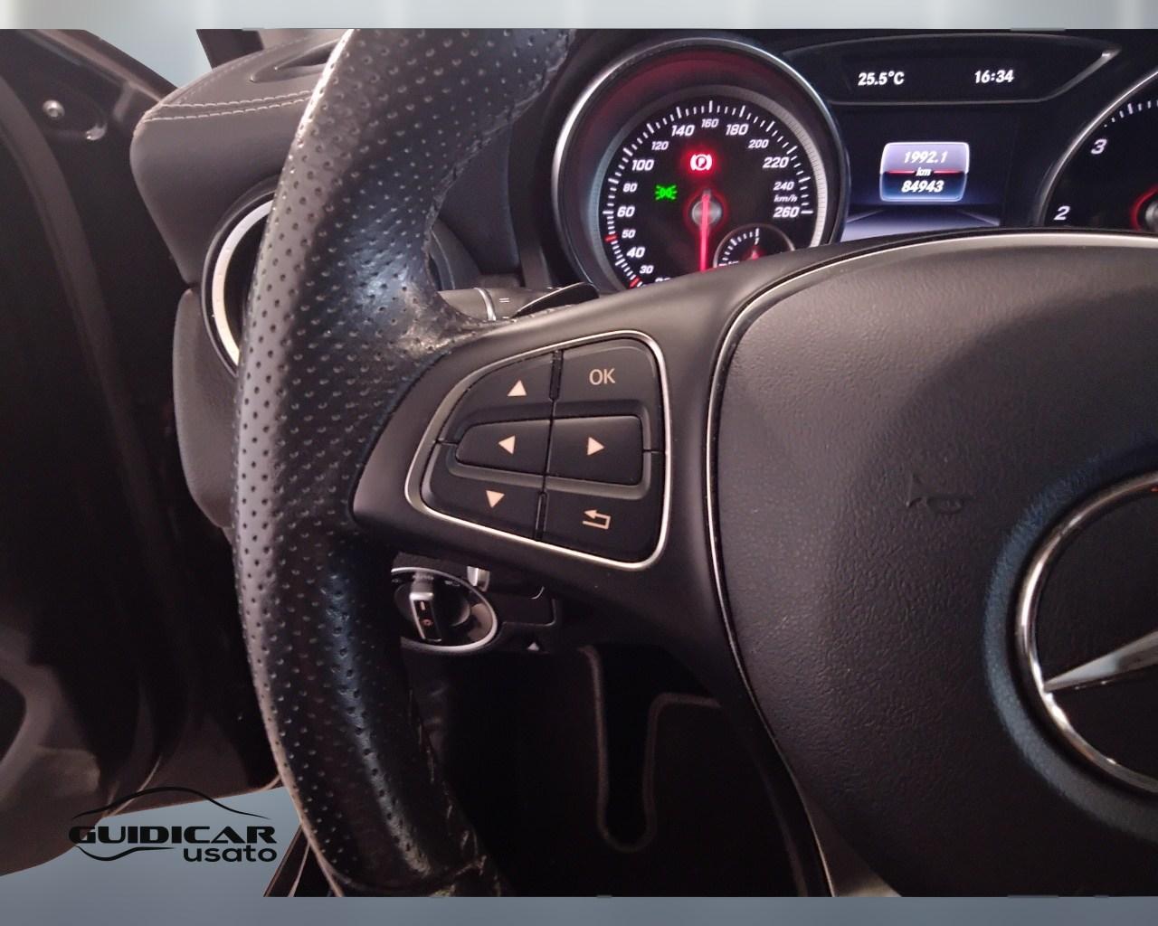 Mercedes-Benz GLA-X156 2017 - GLA 200 d Night Edition auto