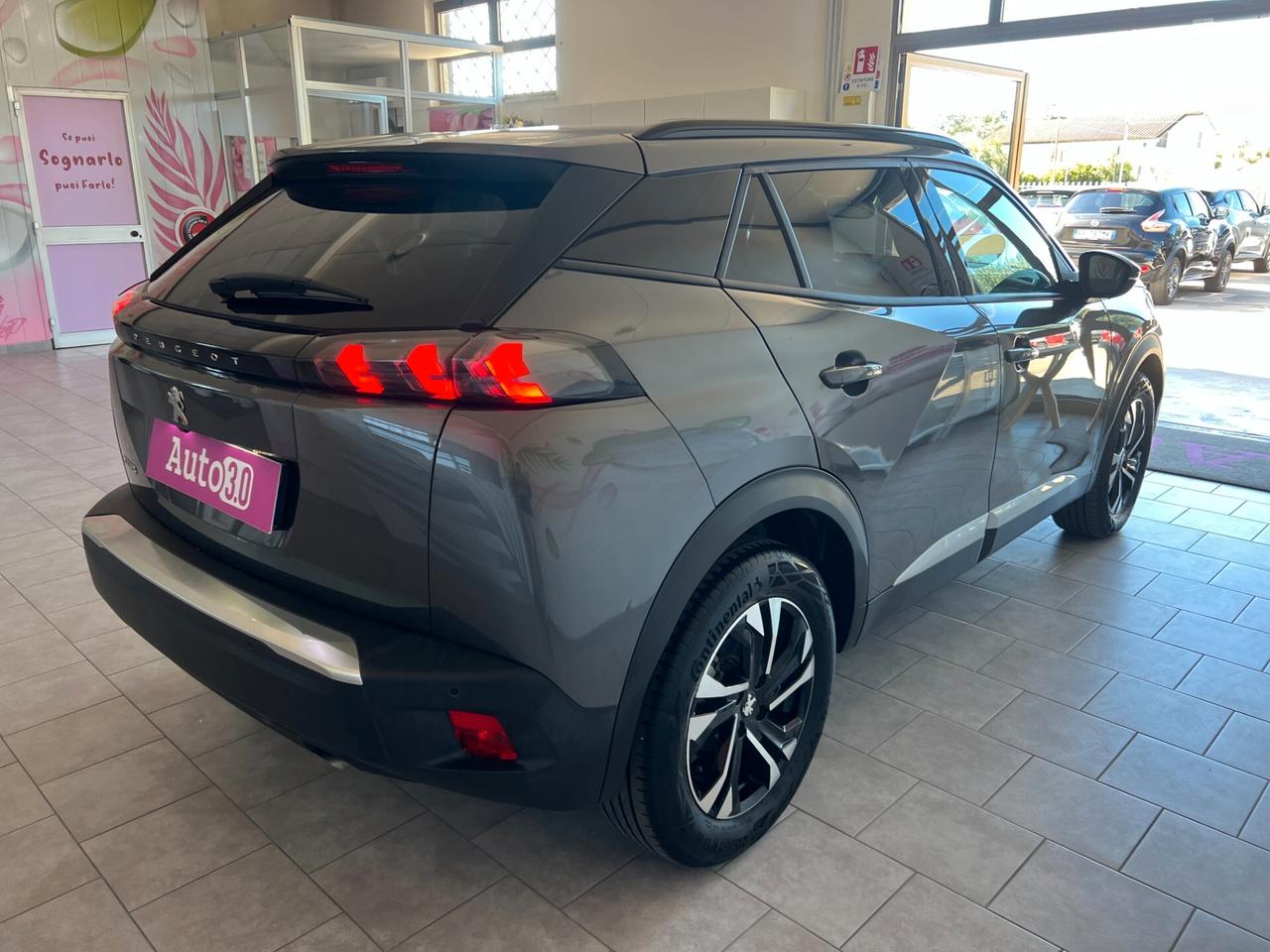 Peugeot 2008 PureTech 100 S&S Allure Pack