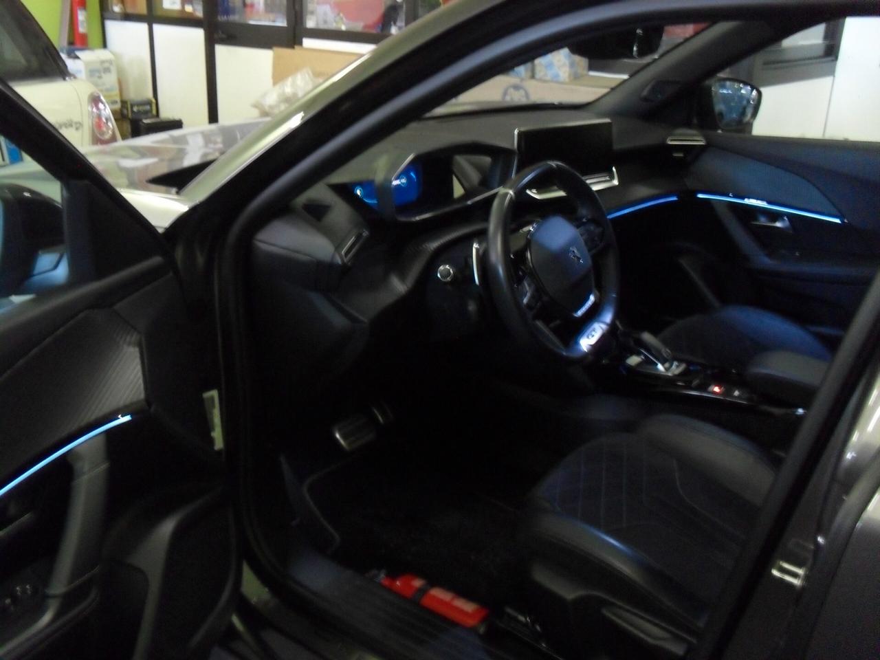 Peugeot 2008 BlueHDi 130 S&S EAT8 GT
