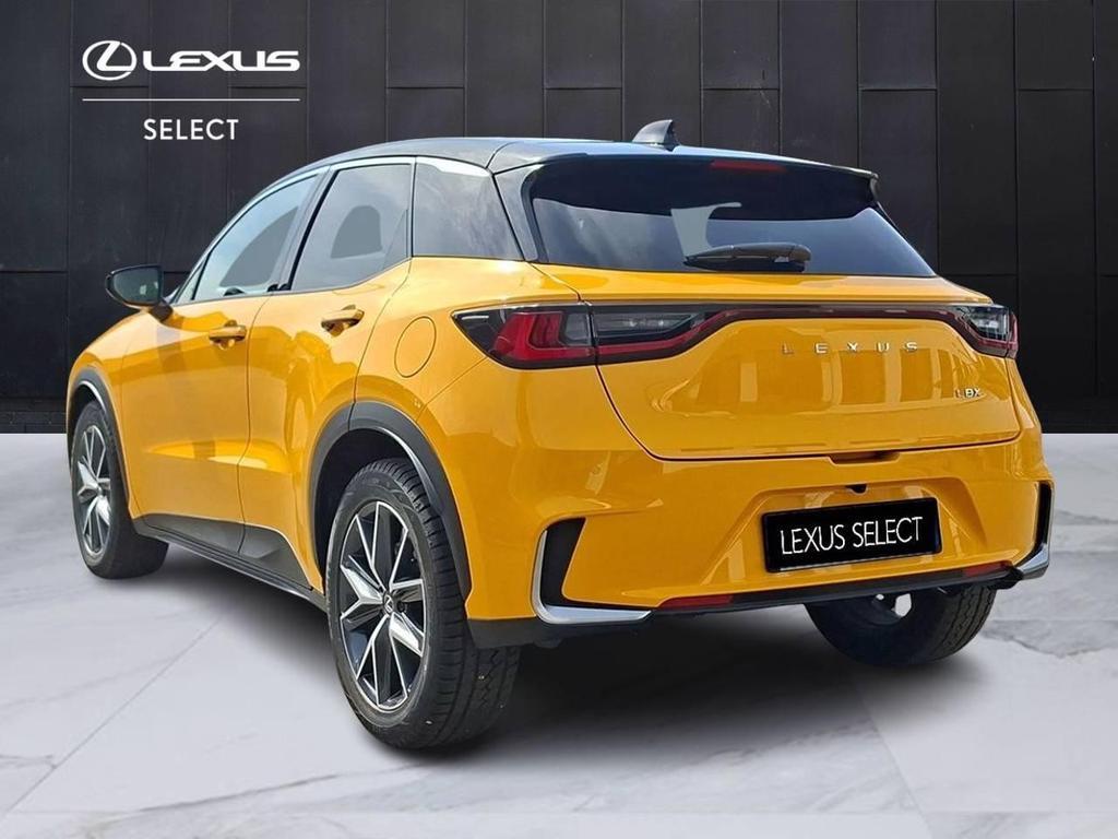 Lexus LBX 1.5 Hybrid Emotion 2WD