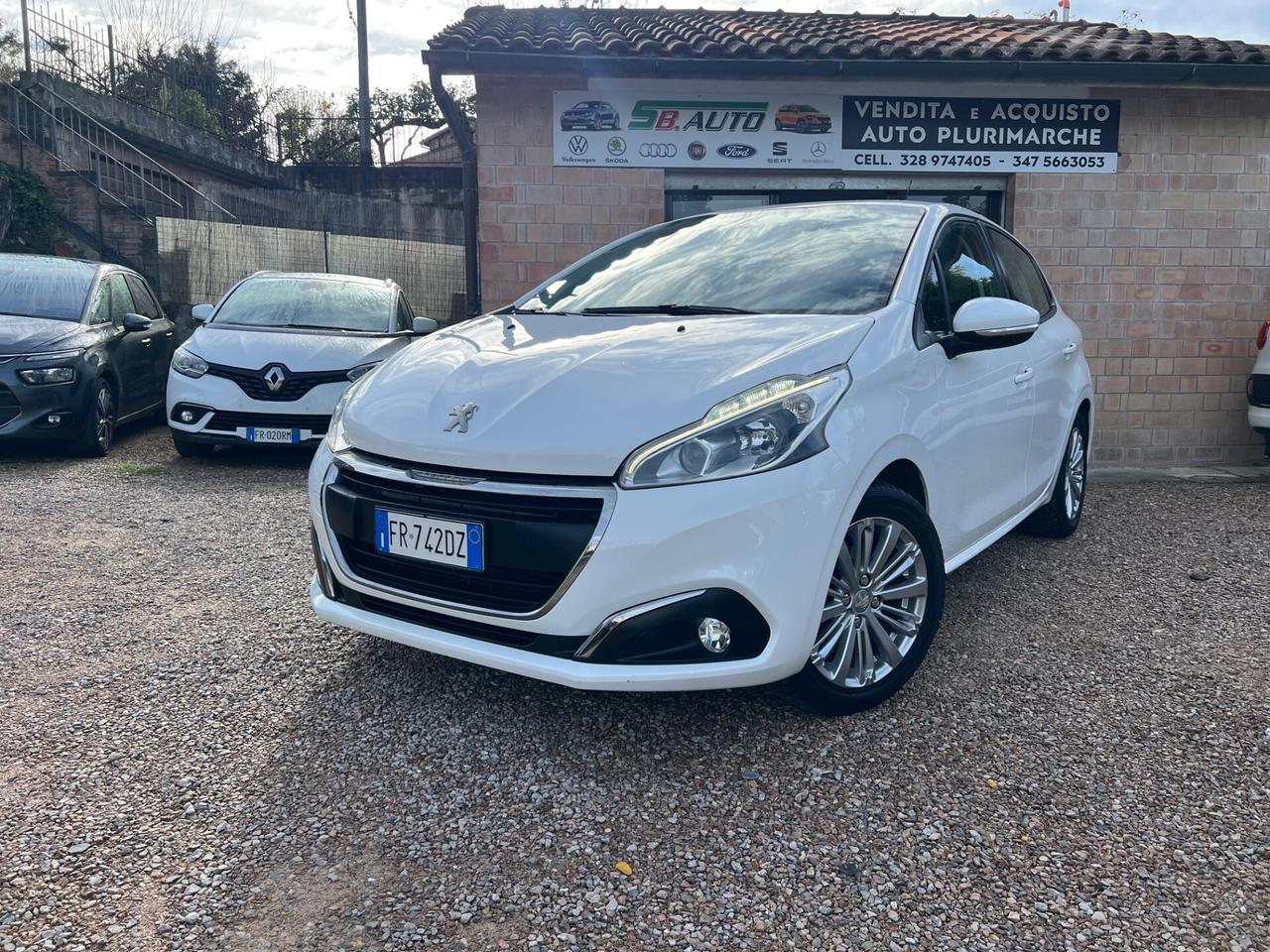 Peugeot 208 PureTech 82 5 porte Allure