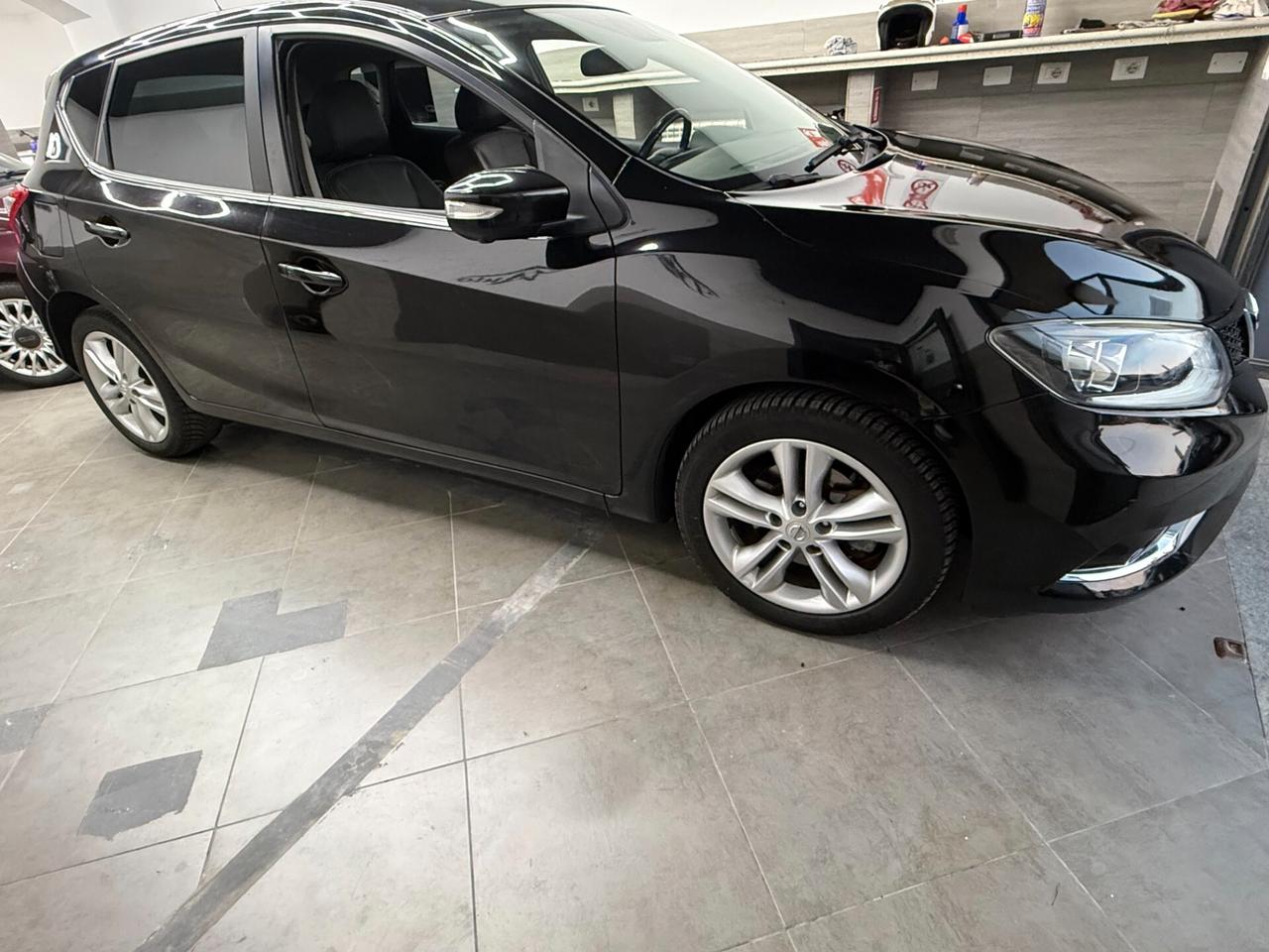 Nissan Pulsar 1.6 DIG-T 190 Tekna