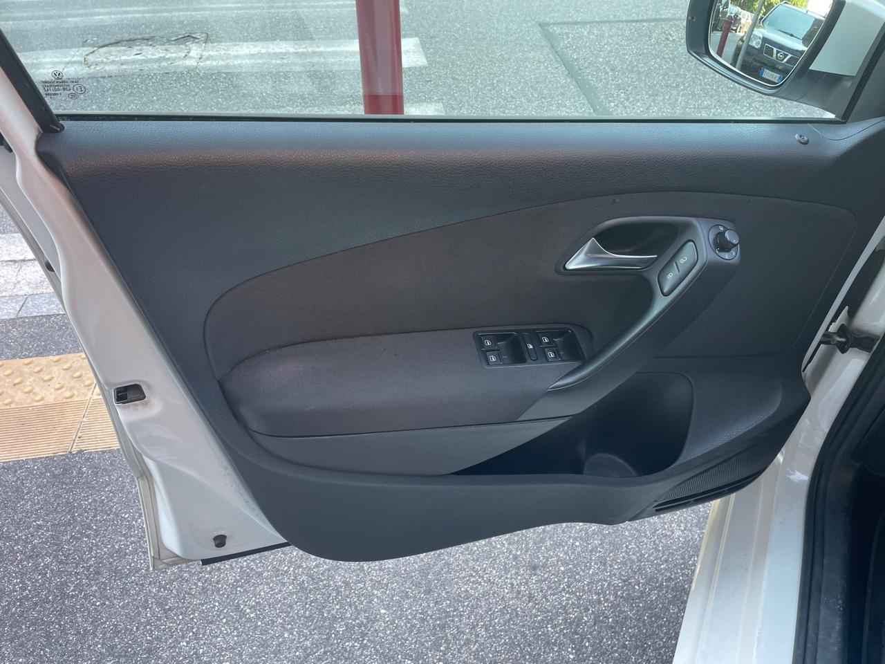 Volkswagen Polo 1.4 5 porte Highline/GARANZIA 12 MESI