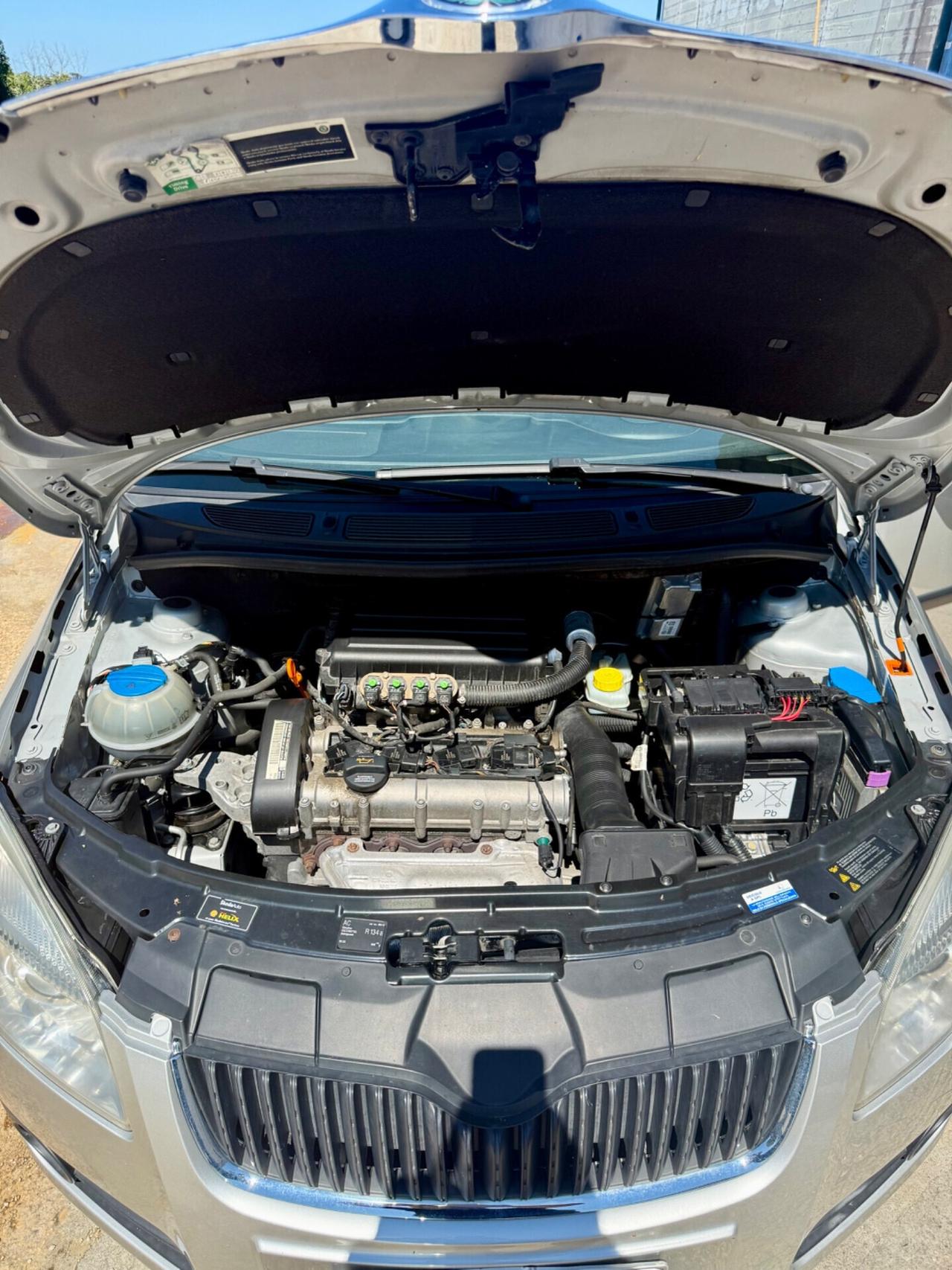 Skoda roomster 1.4 Bifuel benzina GPL neopatentati