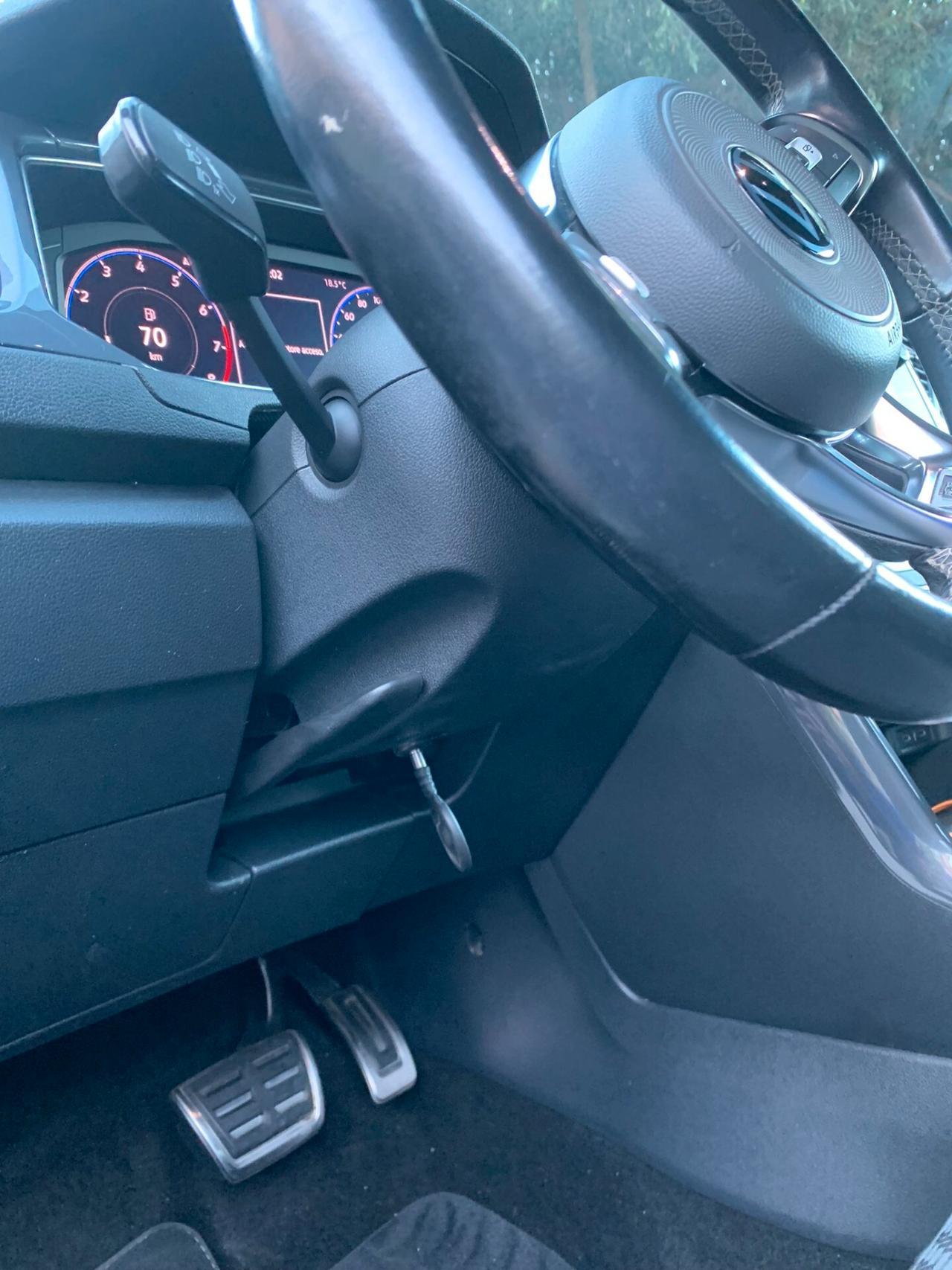 Volkswagen T-Roc 1.5 TSI ACT DSG Sport R-LINE