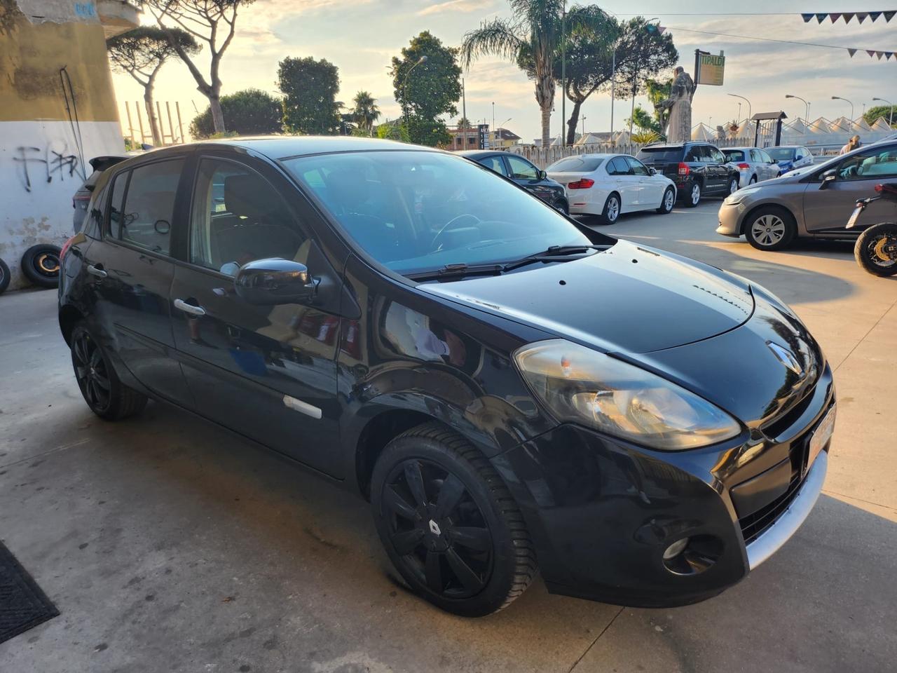 Renault Clio 1.2 5 porte Dynamique 2010