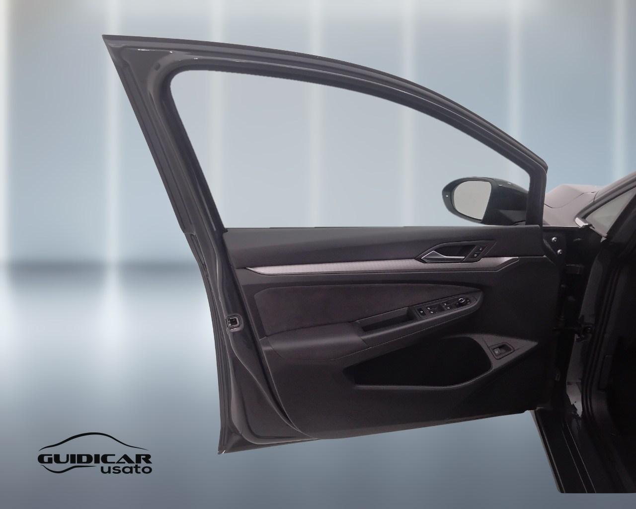 VOLKSWAGEN Golf VIII 2024 - Golf 1.5 tsi ehybrid Style 204cv dsg