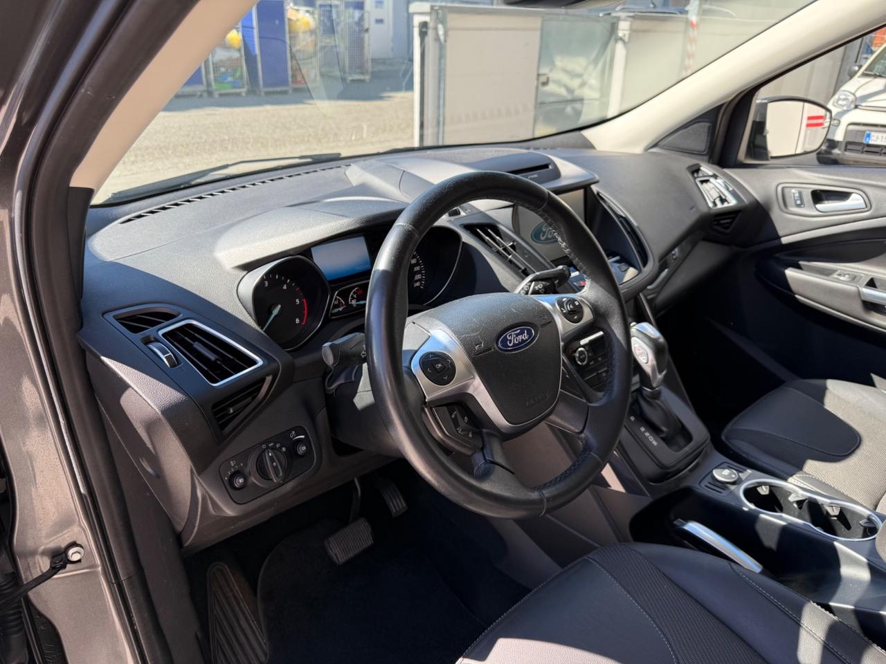 Ford Kuga 2.0 TDCI 150 CV S&S 4WD Powershift Titanium