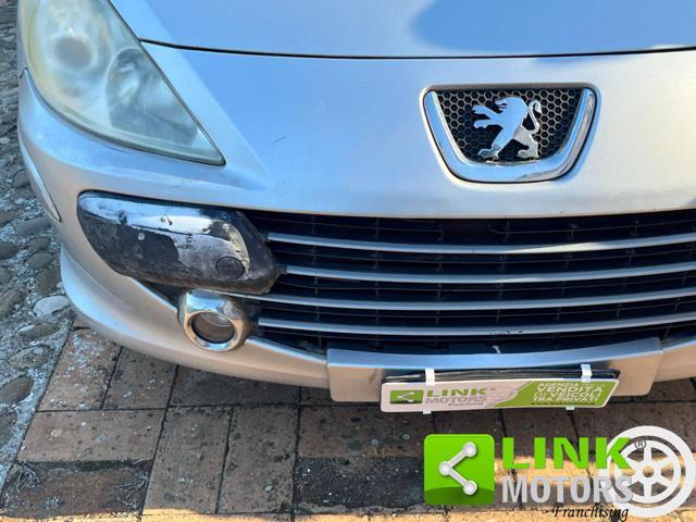 PEUGEOT 307 2.0 HDi FAP CC Féline