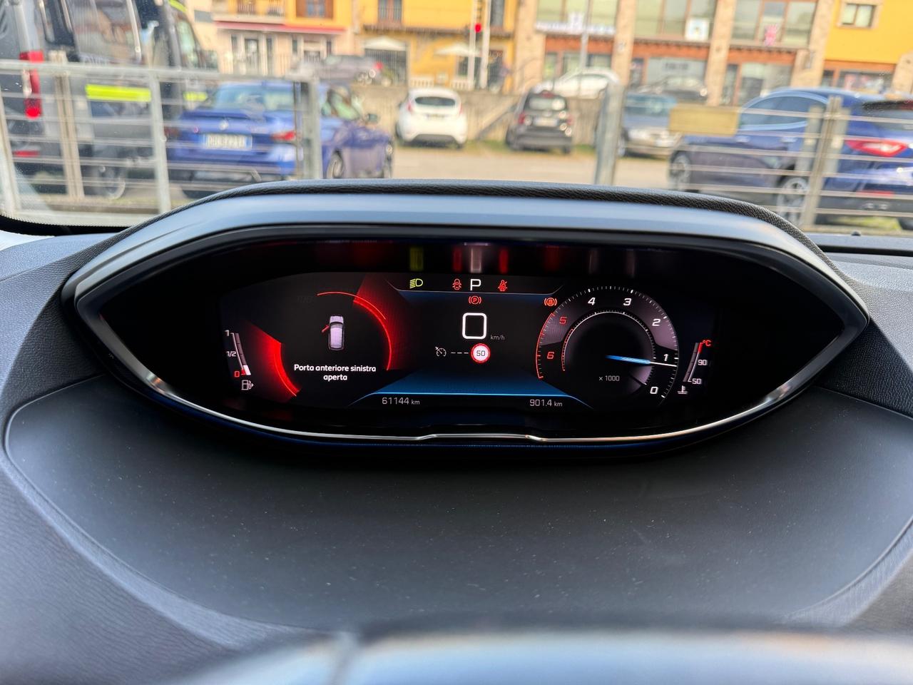 Peugeot 3008 1500tdi automatica