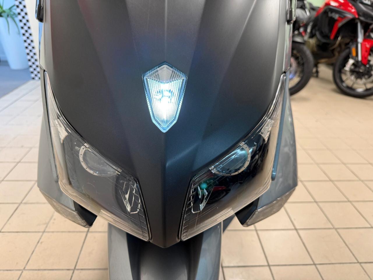 Yamaha TMAX 530