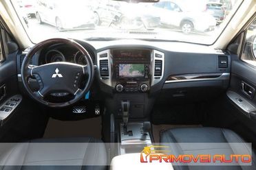 MITSUBISHI Pajero 3.2 DI-D 16V aut. 7p. Top