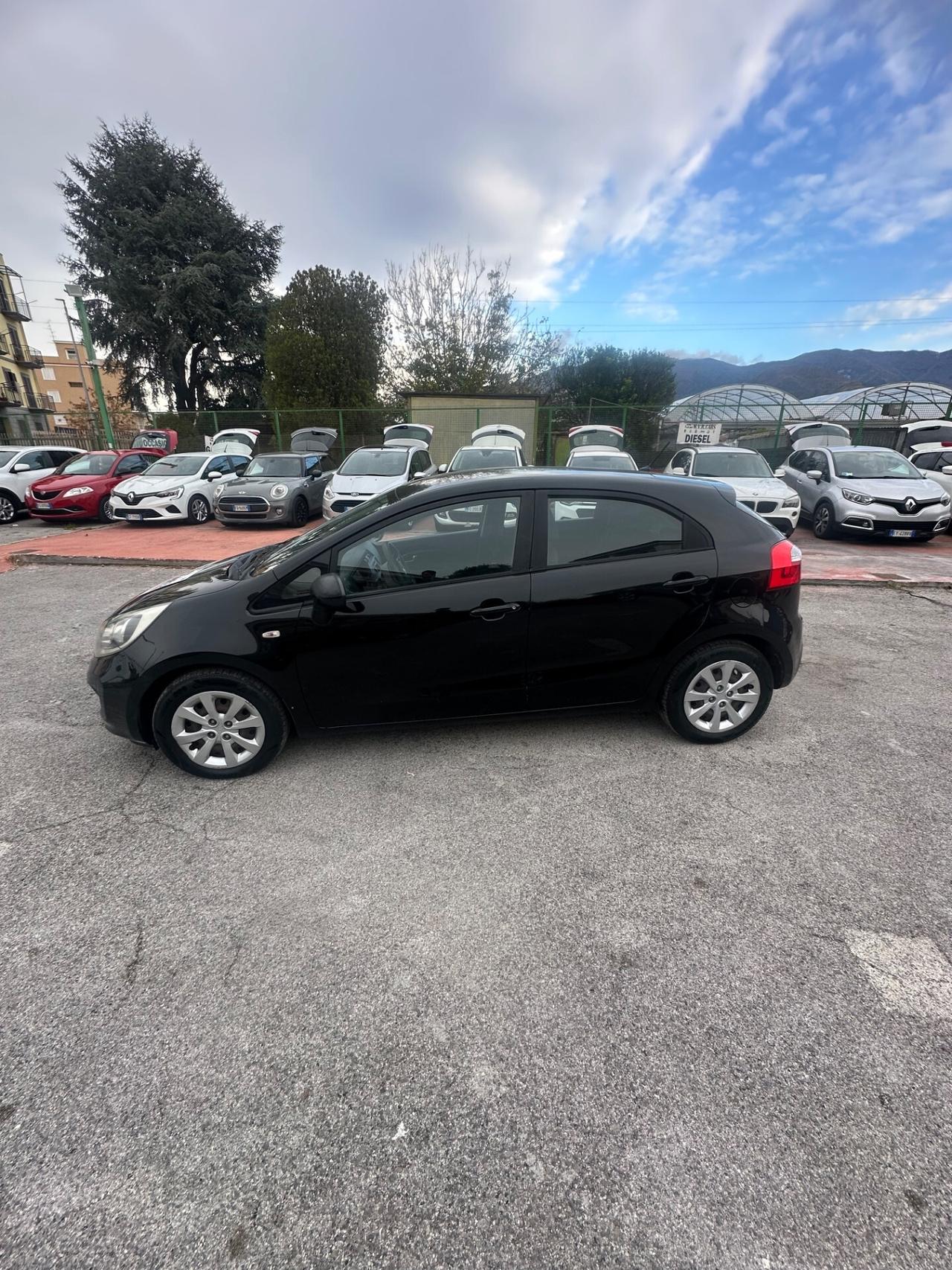 Kia Rio 1.1 CRDi 5p. Cool