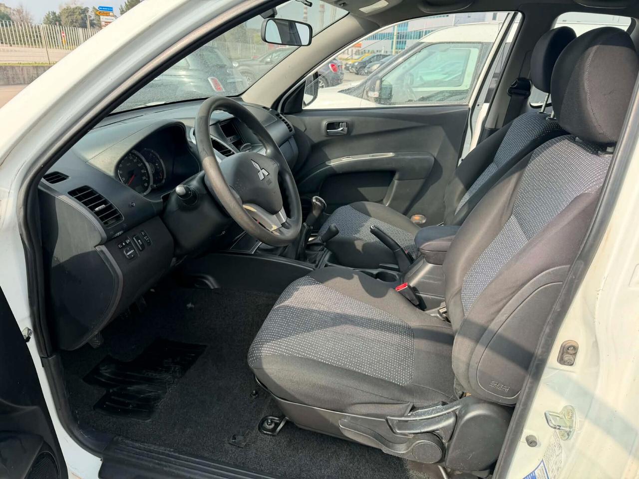 Mitsubishi L200 2.5 DI-D 178 CV Cab Intense Plus