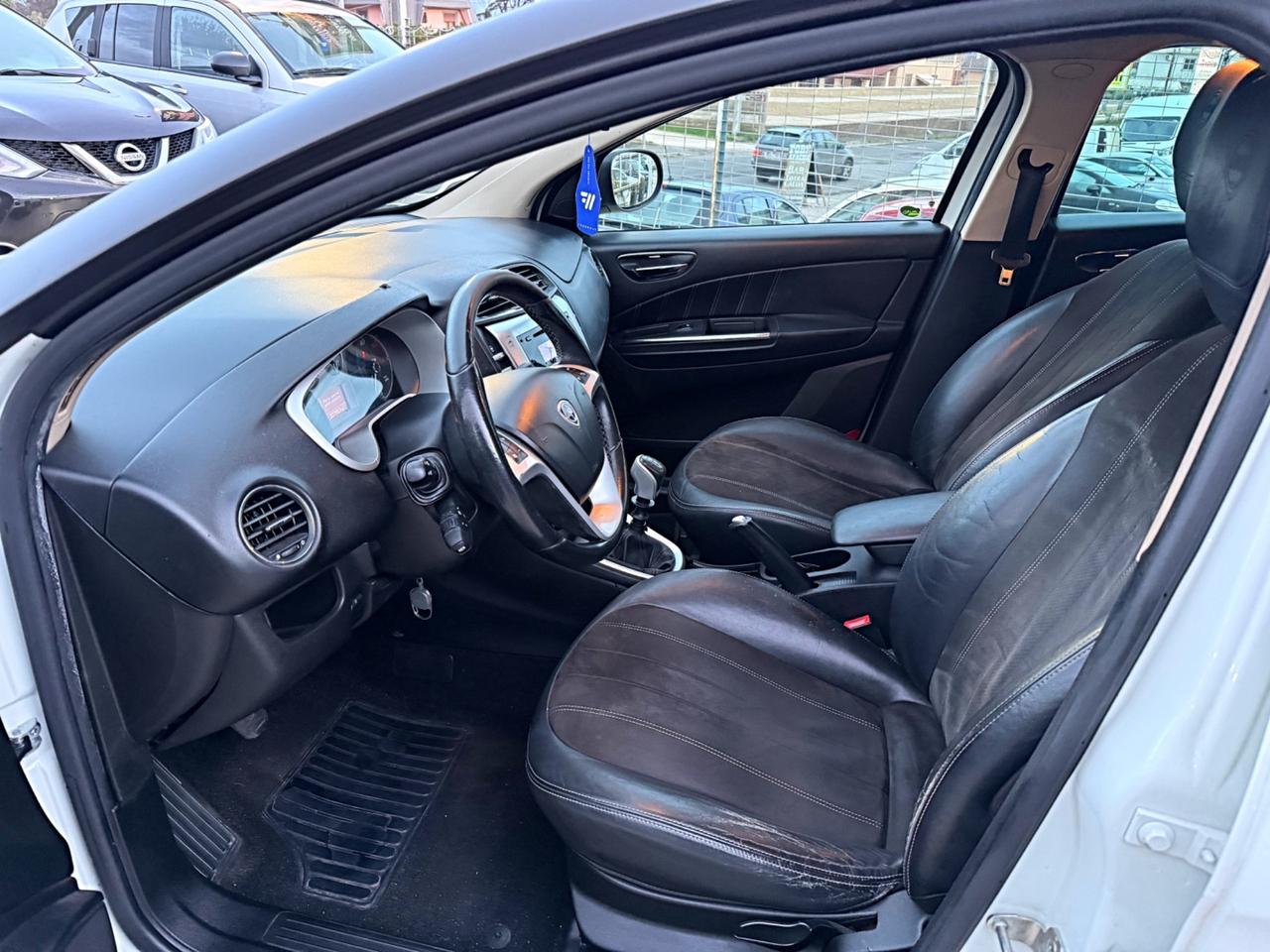 Lancia Delta 1.6 MJT DPF Platino Garanzia 12 Mesi