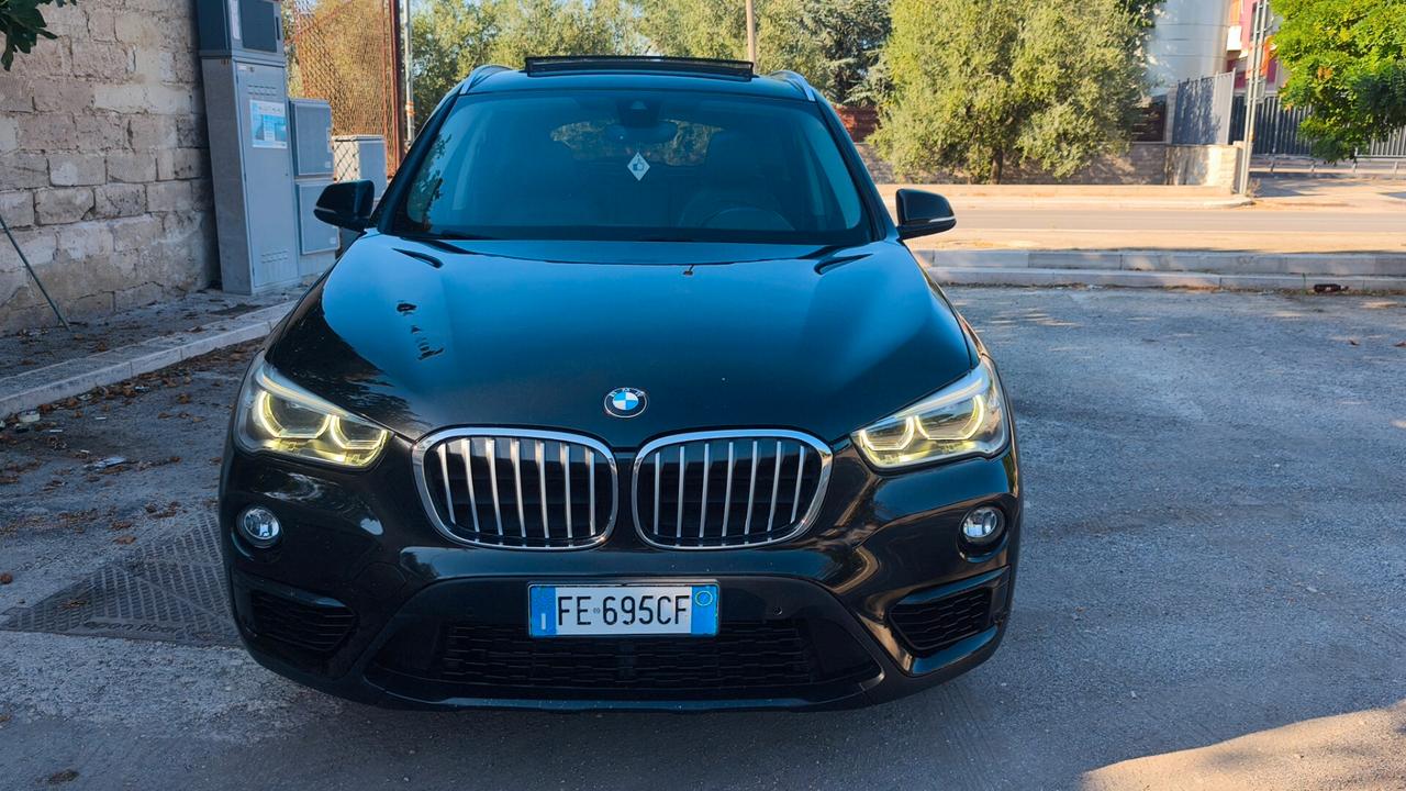 Bmw X1 xDrive20d 190cv xLine 2016 TETTO PANORAMICO APRIBILE