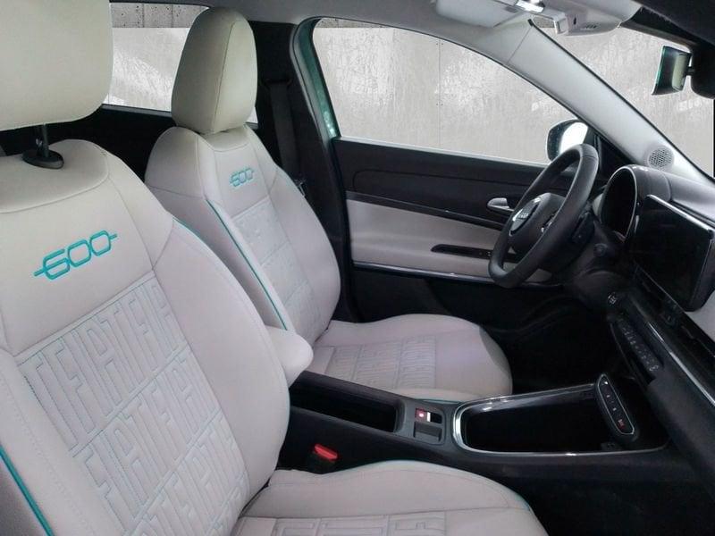 FIAT 600 1.2 hybrid La Prima 110cv auto