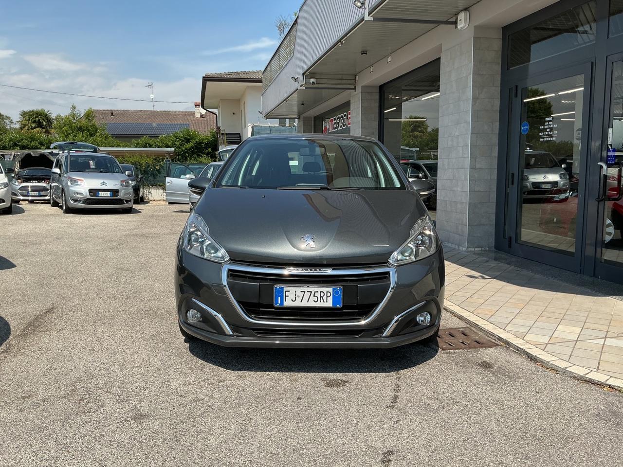 Peugeot 208 1.2 GPL Neopatentati