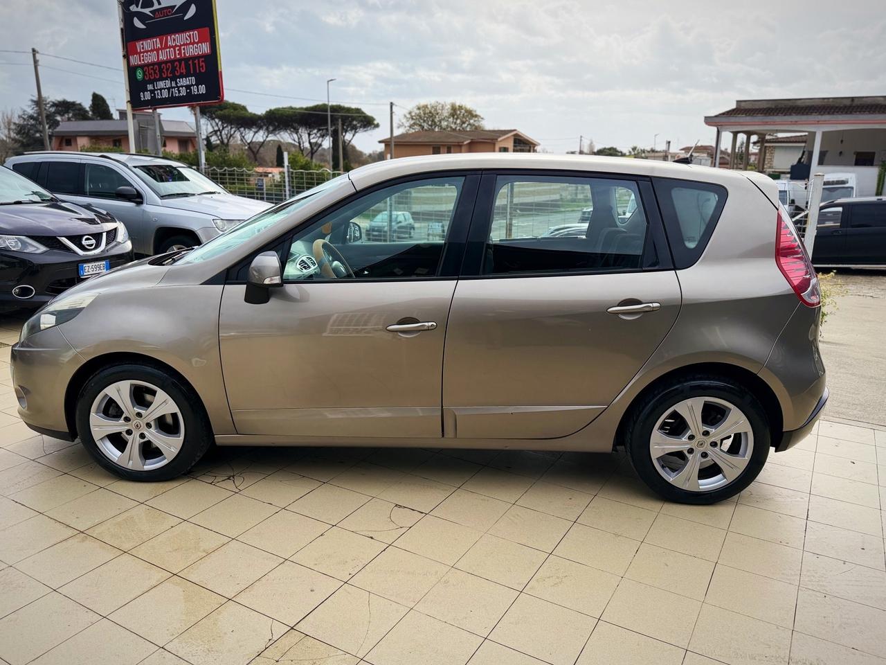 Renault Scenic Scénic X-Mod 1.9 dCi 130CV Luxe Garanzia 12 Mesi