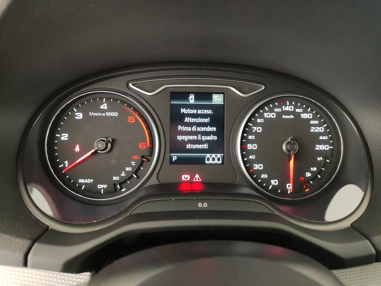Audi Q2 30 TDI Business