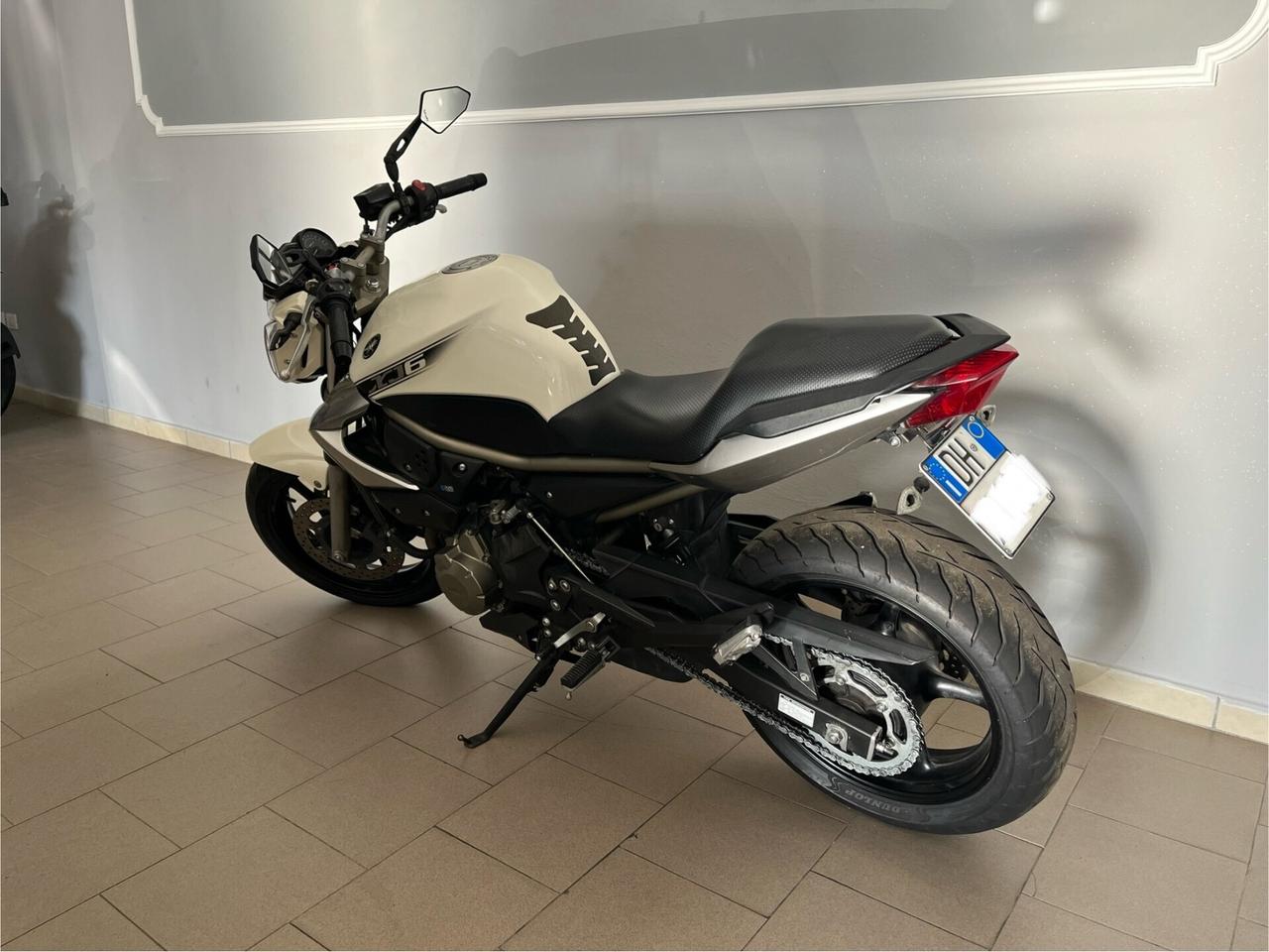 Yamaha Xj6