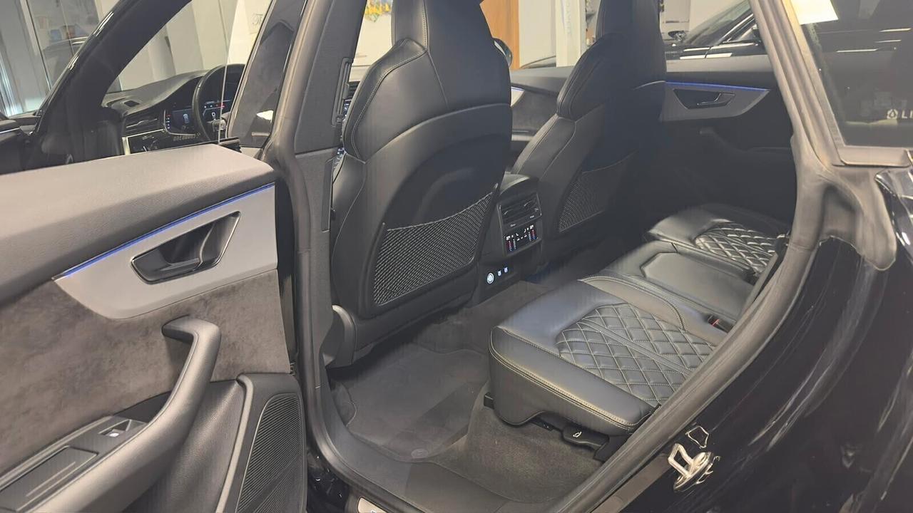 Audi Q8 SQ8 TDI quattro tiptronic