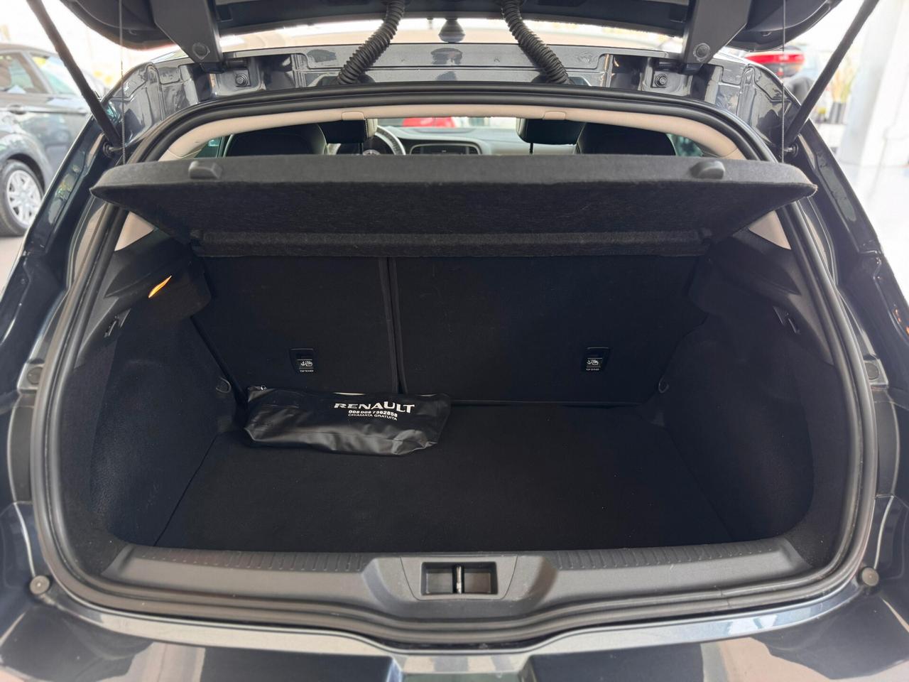 Renault Megane Mégane dCi 8V 110 CV EDC Energy Bose