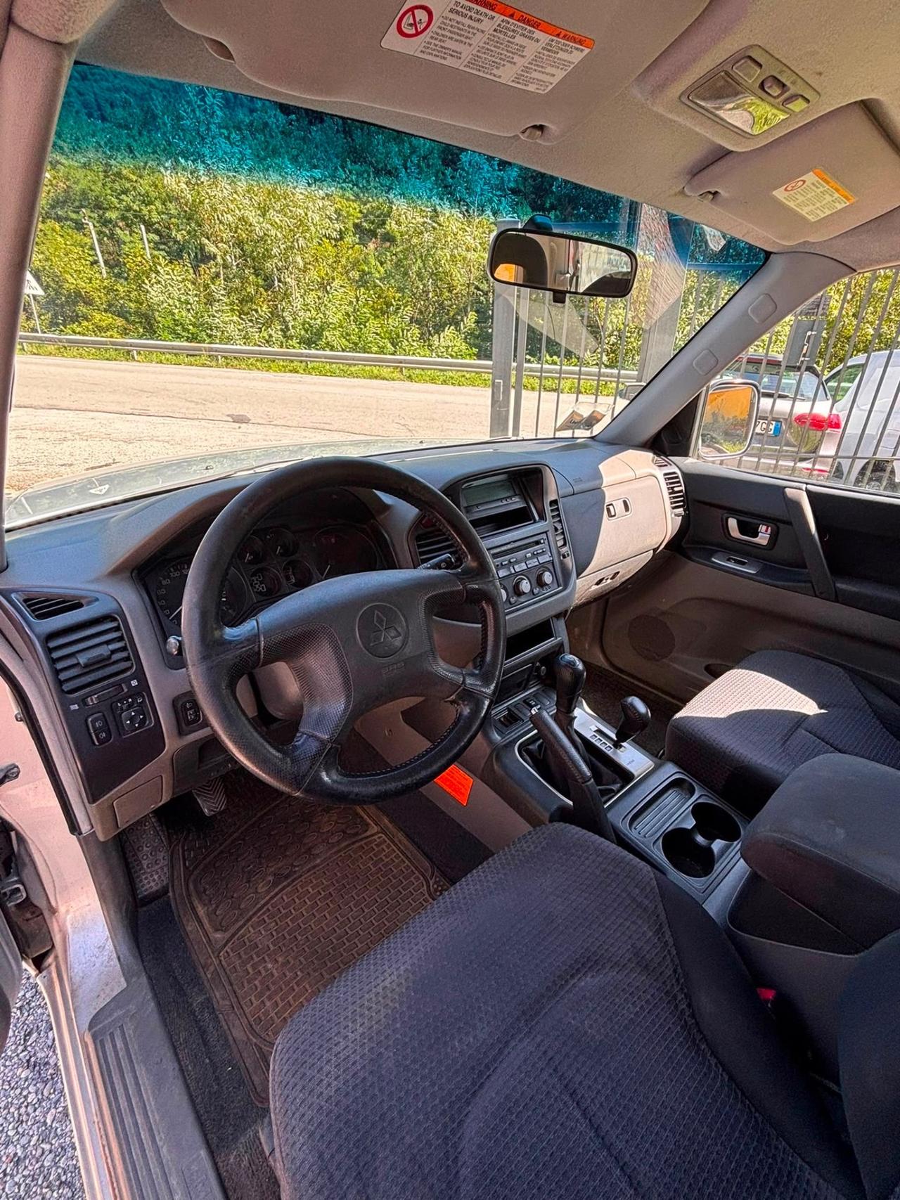 Mitsubishi Pajero 2.5 TDI 3p. GLX