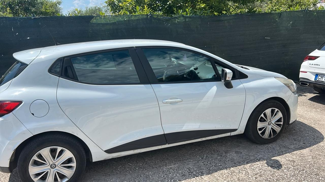 Renault Clio 1.2 75CV GPL 5 porte - NEOPA.