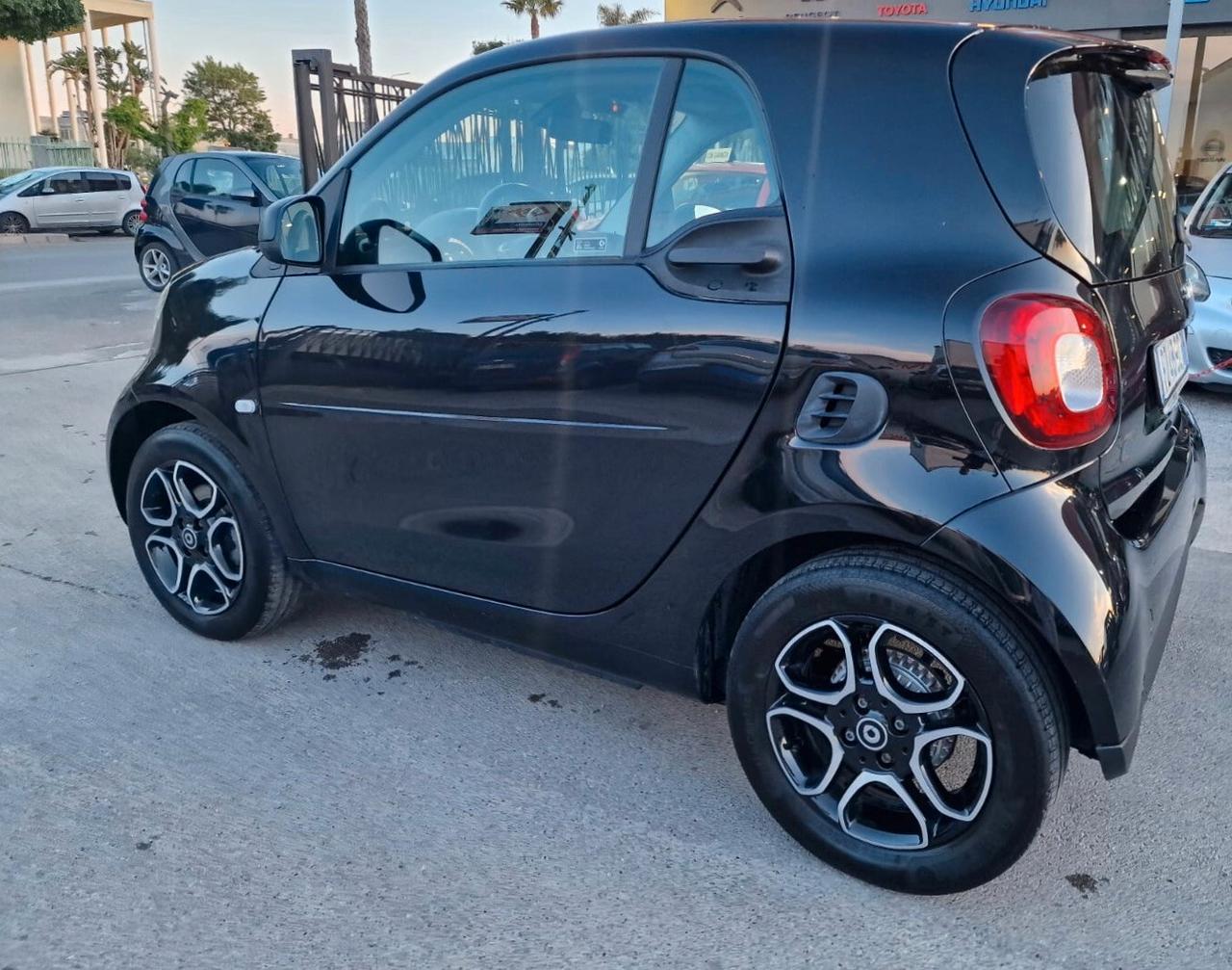 Smart Fortwo EQ Eletric Pure