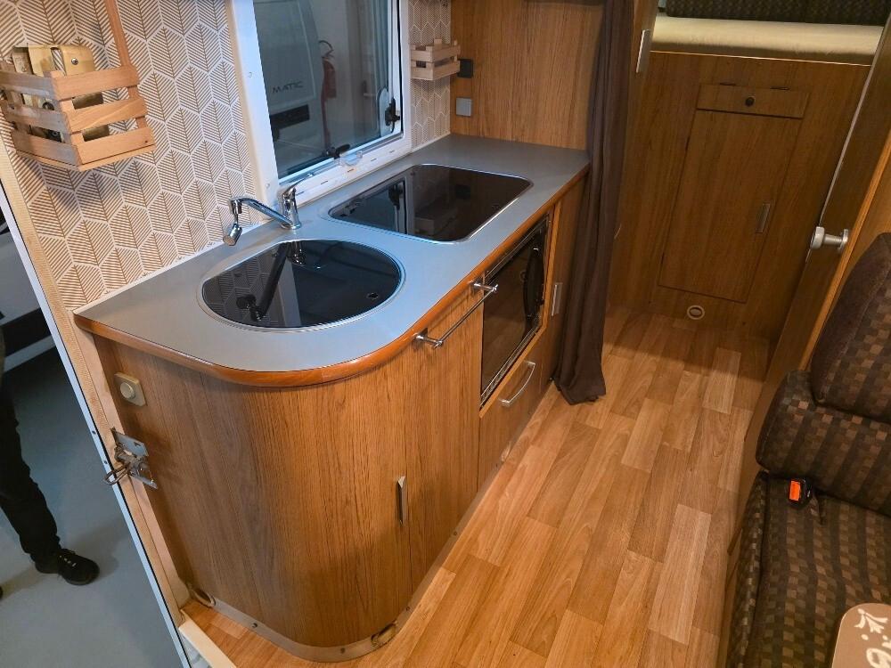 CAMPER RIMOR SUPERBRIG 677