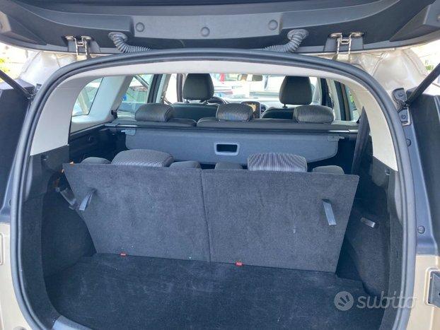 RENAULT Grand Scenic Blue dCi 120 CV Sport Editi