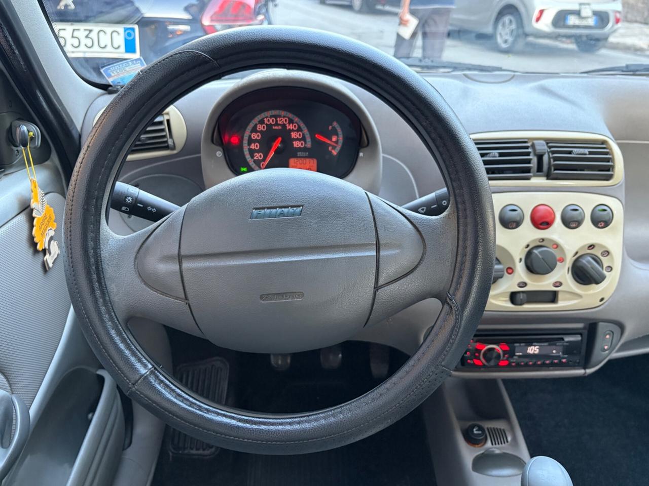 Fiat 600 CON CLIMA SERVOSTERZO&VETRI ELETTRICI